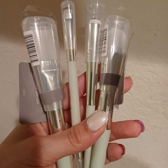 Large Face Care bundle - Picture 4 of 8